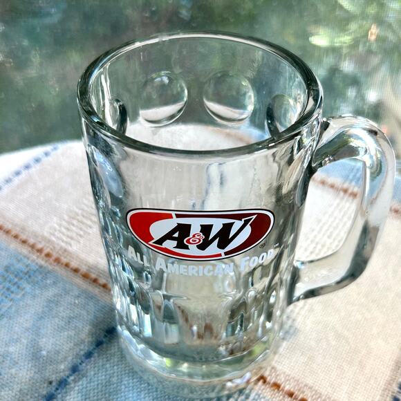 Vintage A&W Root Beer Glass Mug – 5.75” Tall All American Food Logo Stein - Picture 2 of 9